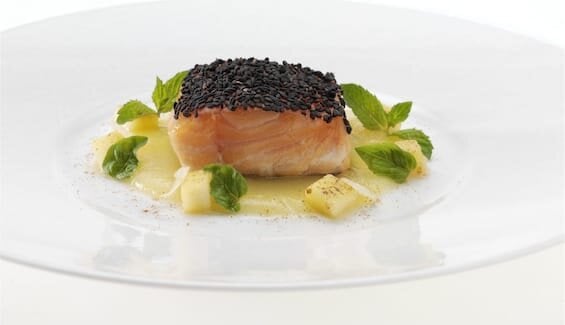 Filetto di Salmone con purea di mele e zenzero
