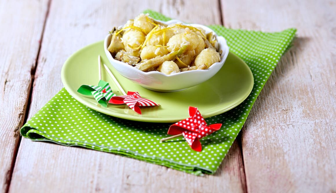 Gnocchetti freschi con Merluzzo Norvegese, carciofi e scorza di limone