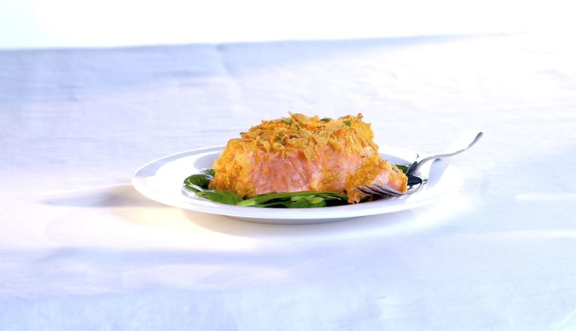 Filetto di Salmone Norvegese ai cereali croccanti e spinacino