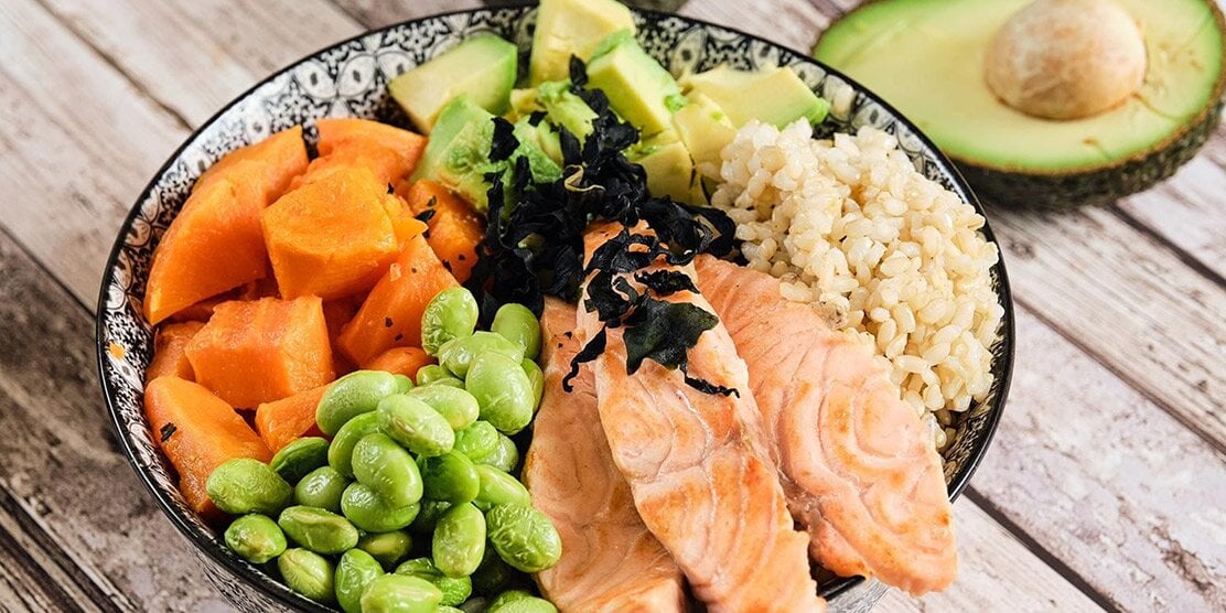 Bowl con salmone norvegese e zucca