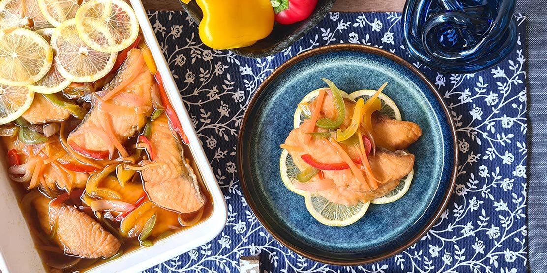 Nanbanzuke - salmone norvegese fritto e marinato