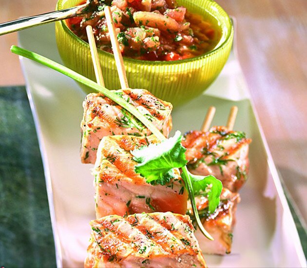 Spiedini di Salmone Norvegese con “salsa chien”