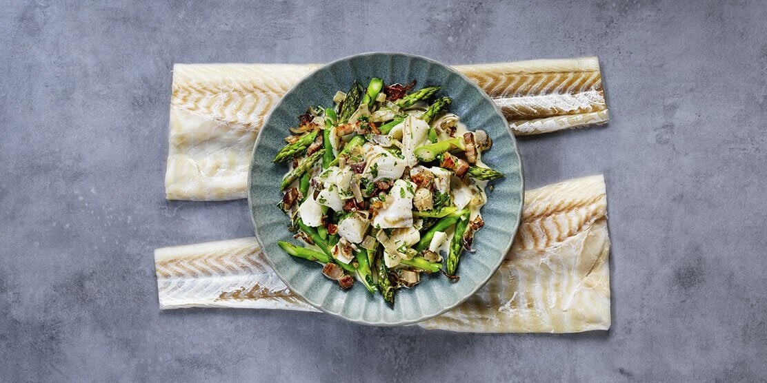 Stoccafisso Norvegese con asparagi e pancetta al Martini