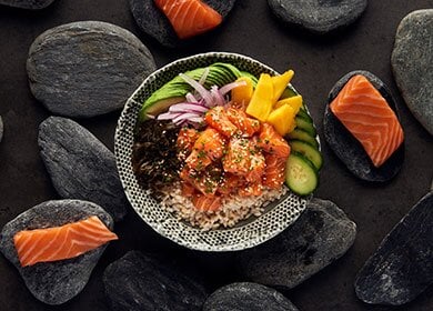 Poké con salmone norvegese